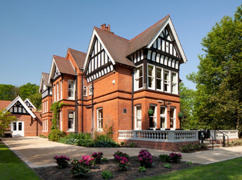 The Dower House Hotel Woodhall Spa Esterno foto